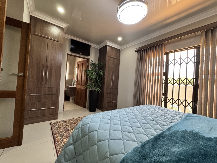 4 Bedroom Property for Sale in Wilkoppies North West